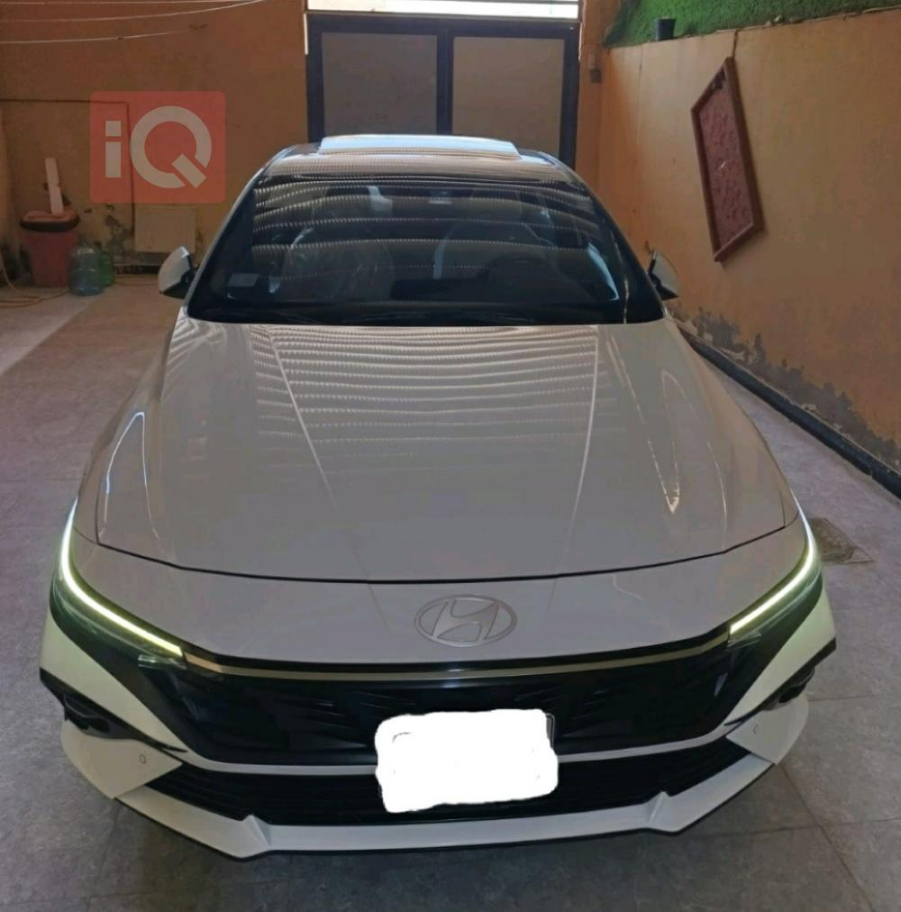 هیوندای ئەلەنترا